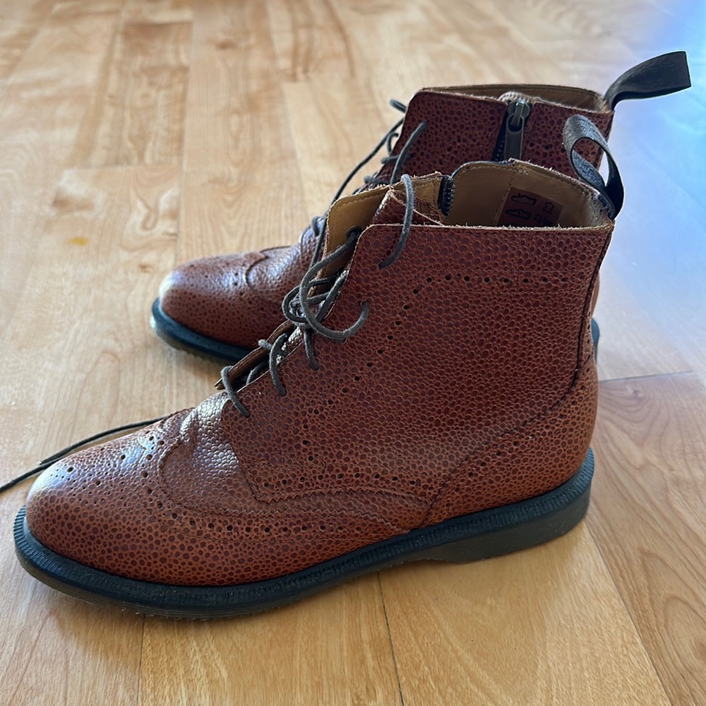 Doc Martens Delphine - leather and suede boots